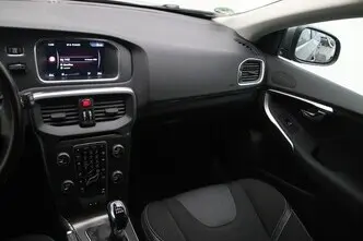 Volvo V40, 2.0, 88 kW, diisel, manuaal, esivedu