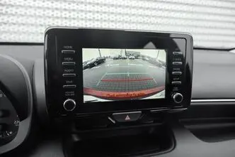 Toyota Yaris, 1.5, 85 kW, bensiin, automaat, esivedu