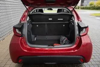 Toyota Yaris, 1.5, 85 kW, bensiin, automaat, esivedu
