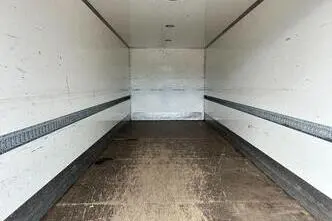 Volvo FL240, 177 kW, diesel, manual