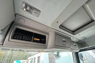 Volvo FL240, 177 kW, diesel, manual