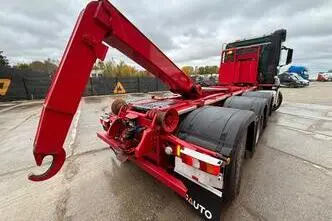 Mercedes-Benz Arocs 3251 8x4*4, 375 kW, дизель, автомат