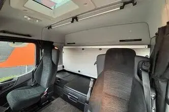 Mercedes-Benz Arocs 3251 8x4*4, 375 kW, дизель, автомат