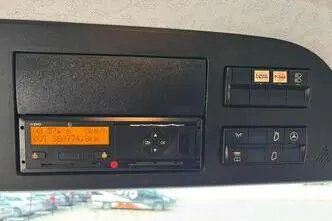 Mercedes-Benz Arocs 3251 8x4*4, 375 kW, дизель, автомат