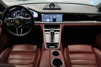 Porsche Panamera, 2.9, 340 kW, pistikhübriid, automaat, nelikvedu