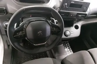 Peugeot Partner, 1.5, 96 kW, дизель, автомат, передний привод