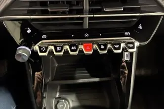 Peugeot 2008, elekter, automaat, esivedu