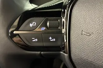 Peugeot 2008, elekter, automaat, esivedu