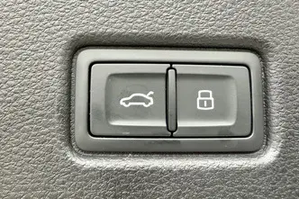 Audi Q5, 2.0, 150 kW, гибрид, автомат, полный привод