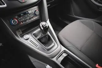 Ford Focus, 1.6, 77 kW, bensiin, manuaal, esivedu