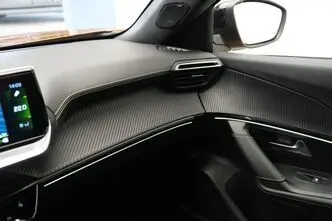 Peugeot 2008, 1.2, 114 kW, bensiin, automaat, esivedu