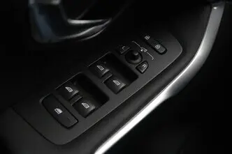 Volvo V40, 1.5, 90 kW, bensiin, automaat, esivedu