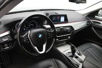 BMW 520, 2.0, 135 kW, petrol, automatic, rear-wheel drive
