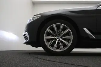 BMW 520, 2.0, 135 kW, petrol, automatic, rear-wheel drive