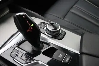 BMW 520, 2.0, 135 kW, petrol, automatic, rear-wheel drive