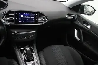 Peugeot 308, 1.5, 96 kW, diesel, automatic, front-wheel drive