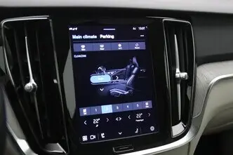 Volvo V60, 2.0, 186 kW, plug-in hybrid, automatic, four-wheel drive