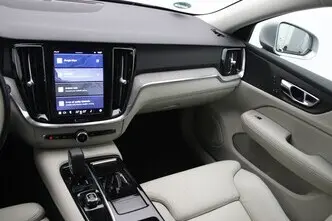 Volvo V60, 2.0, 186 kW, plug-in hybrid, automatic, four-wheel drive