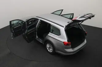Volkswagen Passat, 2.0, 90 kW, diesel, automatic, front-wheel drive