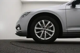 Volkswagen Passat, 2.0, 90 kW, diesel, automatic, front-wheel drive