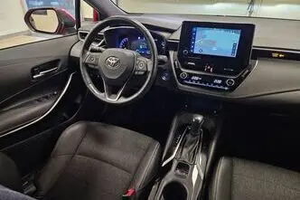 Toyota Corolla, 1.8, 72 kW, hybrid, automatic, front-wheel drive
