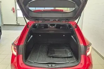 Toyota Corolla, 1.8, 72 kW, hybrid, automatic, front-wheel drive