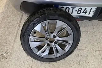 Peugeot 208, 1.2, 74 kW, bensiin, automaat, esivedu