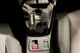 Opel Corsa, elekter, automaat, esivedu