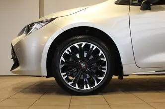 Toyota Corolla, 1.8, 72 kW, hübriid, automaat, esivedu