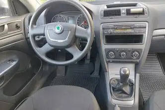Škoda Octavia, 1.6, 75 kW, bensiin, manuaal, esivedu