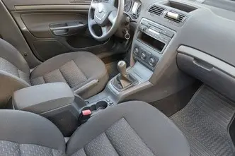 Škoda Octavia, 1.6, 75 kW, bensiin, manuaal, esivedu