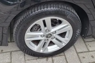 Toyota Corolla, 1.8, 72 kW, hübriid, automaat, esivedu