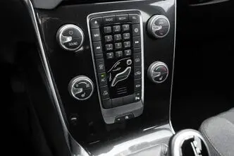 Volvo V40, 2.0, 110 kW, diisel, automaat, esivedu