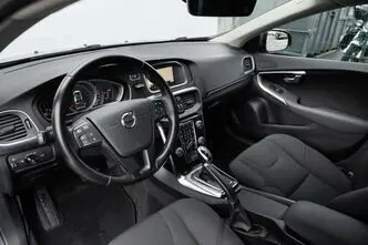 Volvo V40, 2.0, 110 kW, diisel, automaat, esivedu