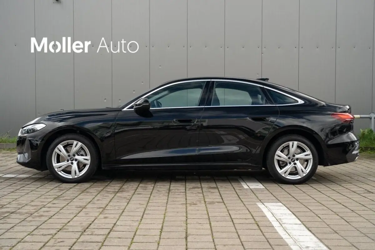 Audi A5, 2.0, 110 kW, petrol, automatic, front-wheel drive