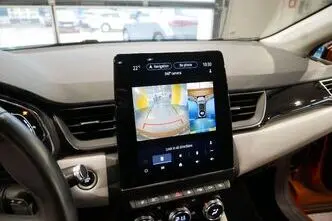 Renault Captur, 1.3, 103 kW, hybrid, automatic, front-wheel drive