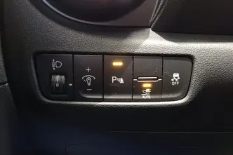Hyundai Kona, 100 kW, electric, automatic, front-wheel drive