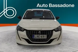 Peugeot 208, 1.2, 74 kW, bensiin, automaat, esivedu