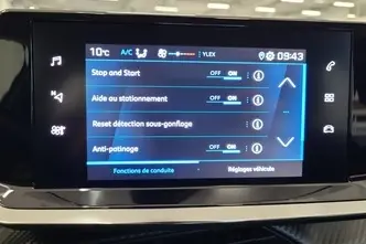 Peugeot 208, 1.2, 74 kW, bensiin, automaat, esivedu