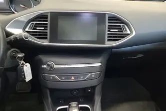 Peugeot 308, 1.2, 96 kW, petrol, automatic, front-wheel drive