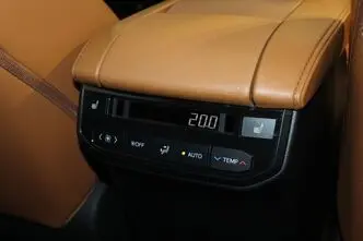 Toyota Highlander, 2.5, 140 kW, hübriid, automaat, nelikvedu