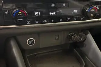 Nissan Qashqai, 1.3, 116 kW, hübriid, automaat, nelikvedu