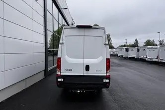 Iveco Daily, 3.0, 129 kW, diisel, manuaal, tagavedu