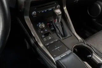 Lexus NX 300h, 2.5, 114 kW, hübriid, automaat, nelikvedu