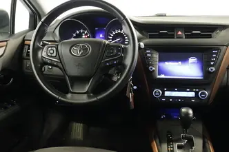 Toyota Avensis, 1.8, 108 kW, bensiin, automaat, esivedu