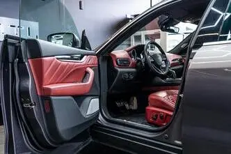 Maserati Levante, 3.8, 390 kW, бензин, автомат, полный привод