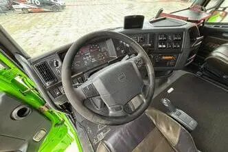 Volvo FH 16 600 6x2, 16.1, 441 kW, diisel, tagavedu