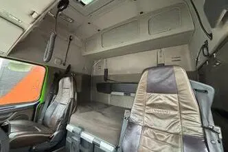 Volvo FH 16 600 6x2, 16.1, 441 kW, diisel, tagavedu