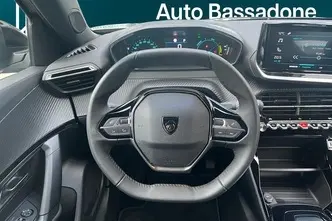 Peugeot 2008, elekter, automaat, esivedu