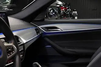 BMW 530, 2.0, 135 kW, подключаемый гибрид, автомат, задний привод